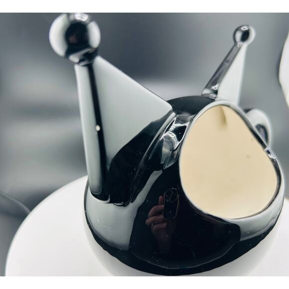 Sanrio Kuromi Sculpted Character 10 Oz Ceramic Mug - Picture 5 of 6